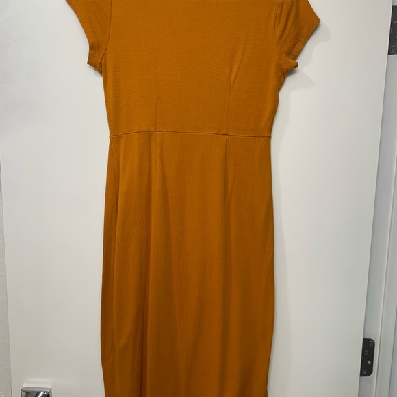 Liz Claiborne Golden Mustard Twist-Front Midi Dress | Petite S | Worn Once - Picture 7 of 12